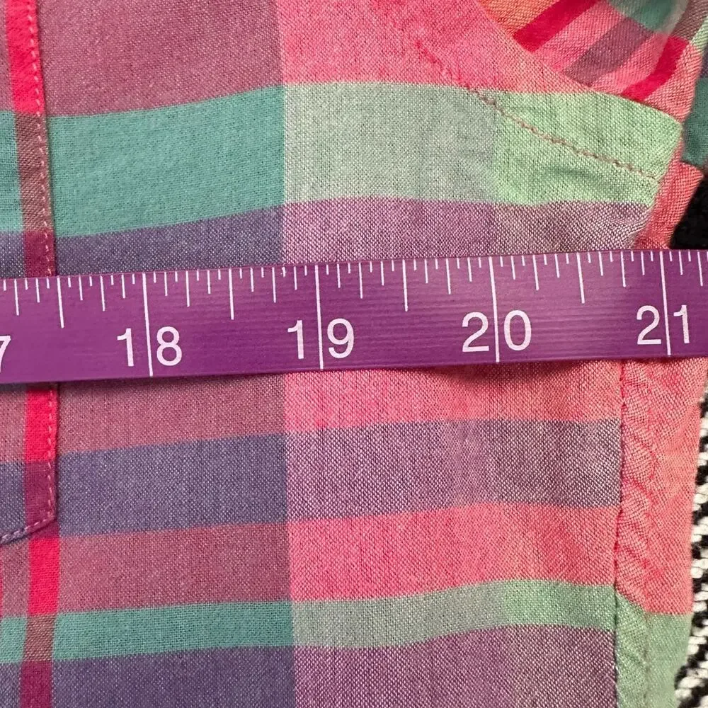 J.Crew Pink Red Green Plaid Cotton Button Down Shirt Men’s Size M Preppy Classic